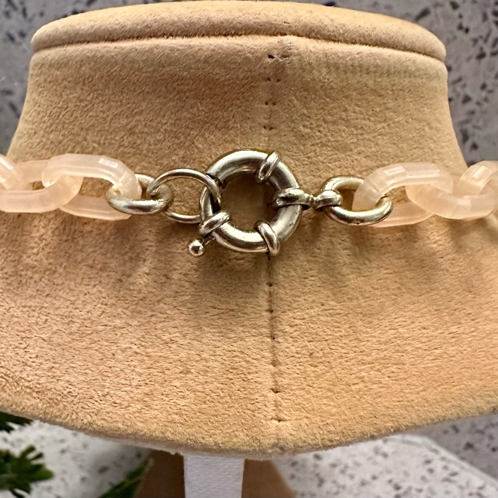 White Roses Statement Necklace Set - image 6